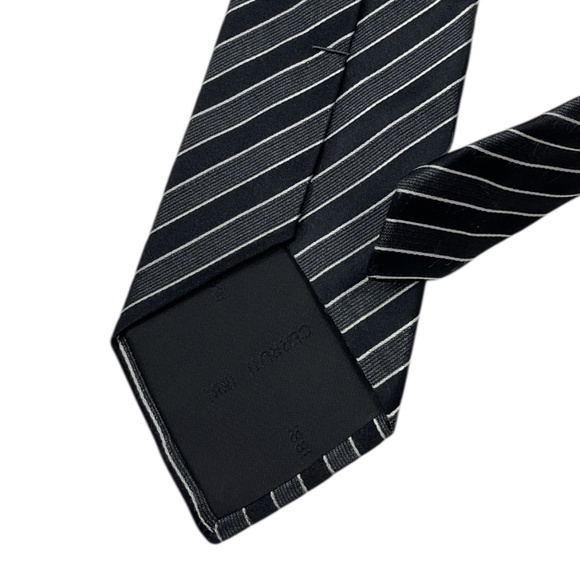 CERRUTI 1881 Black/Gray Striped Silk LUXURY Tie ITALY - Picture 4 of 4